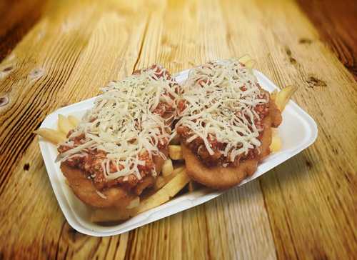 [F85] Rántott csirkemell bolognai raguval és reszelt sajttal